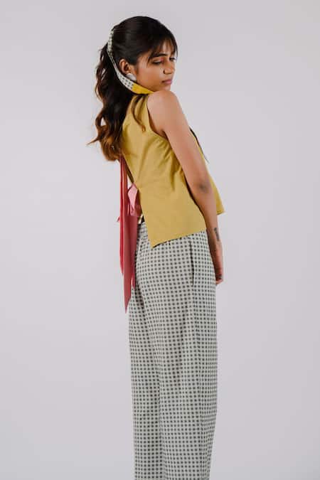 Tussah By Siddhi Shah Green Cotton Cut Work Round Neck Bowtie Crop Top Online at Aza Fashions Tussah By Siddhi Shah_Green Cotton Cut Work Round Neck Bowtie Crop Top _Online_at_Aza_Fashions