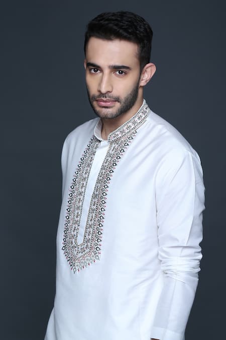 Buy_Sanjev Marwaaha_Ivory Cotton, Silk Embroidery Thread Mandarin Collar Kurta Set_Online_at_Aza_Fashions