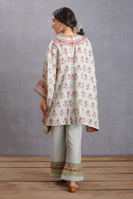 Shop Torani Green Kaftan , Pant Cotton Silk Jaituni Zooni Kameez Set at Aza Fashions Shop_Torani_Green Kaftan , Pant Cotton Silk Jaituni Zooni Kameez Set _at_Aza_Fashions