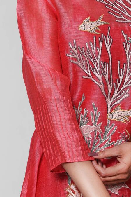 Buy Oja Red 30% Silk, 70% Linen Round Kurta And Pant Set Online at Aza Fashions Buy_Oja_Red 30% Silk, 70% Linen Round Kurta And Pant Set _Online_at_Aza_Fashions