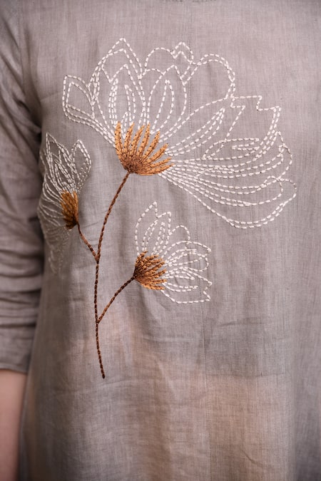 Linen Bloom_Grey 100% Linen Round Asymmetric Tunic _at_Aza_Fashions
