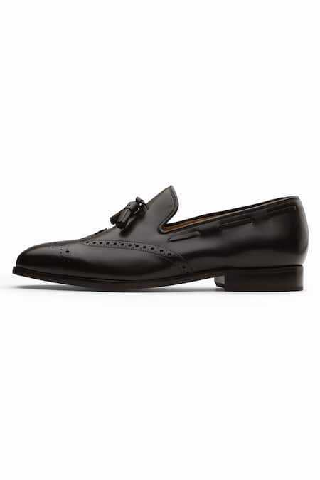 Buy Dapper Shoes Black Brogue Wingtip Tassel Loafers Online at Aza Fashions Buy_Dapper Shoes_Black Brogue Wingtip Tassel Loafers_Online_at_Aza_Fashions