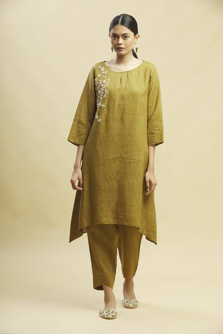 Buy Linen Bloom Green 100% Linen Round Tunic Online at Aza Fashions Buy_Linen Bloom_Green 100% Linen Round Tunic_Online_at_Aza_Fashions