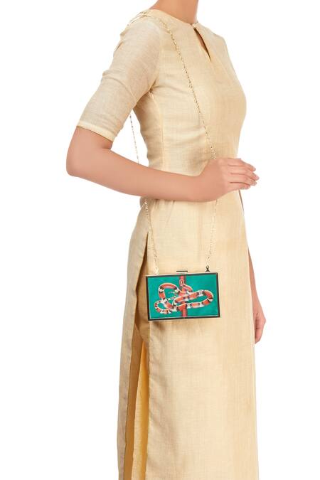 Shop Puneet Gupta Green Snake Print Clutch at Aza Fashions Shop_Puneet Gupta_Green Snake Print Clutch _at_Aza_Fashions