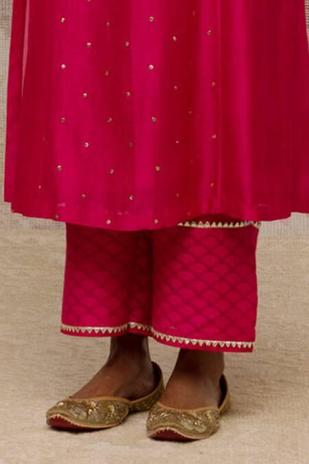 Devnaagri_Pink Organza, Chanderi, Shantoon, Zari Round Kurta Set _at_Aza_Fashions