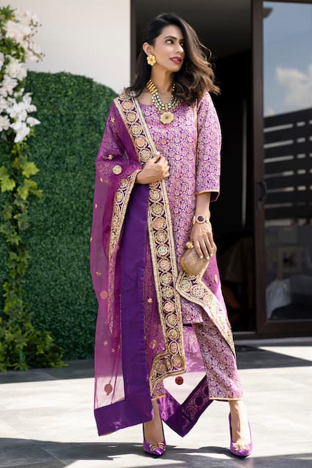 Gulabo Jaipur Purple Brocade Dupatta Organza Embroidery Round Abeer Woven Kurta Set