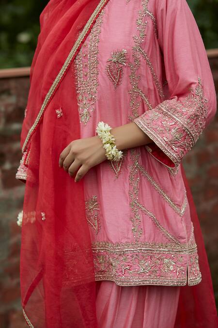 Vashisht Guru Dutt Pink Raw Silk, Organza Floral Round Panelled Kurta Set Online at Aza Fashions Vashisht Guru Dutt_Pink Raw Silk, Organza Floral Round Panelled Kurta Set _Online_at_Aza_Fashions