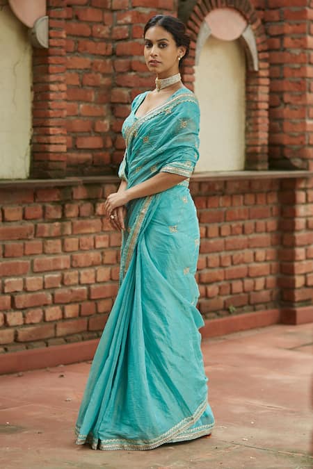 Vashisht Guru Dutt_Blue Chanderi Tissue And Resham Thread & Zari Embroidered Saree With Blouse _Online_at_Aza_Fashions