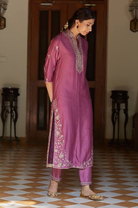 Vashisht Guru Dutt_Purple Organza, Handloom Chanderi Floral Band Collar Embroidered Kurta Set _Online_at_Aza_Fashions