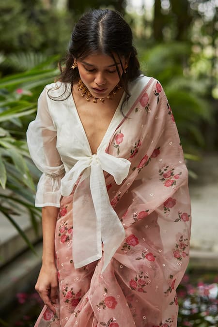 Juanita by Shubhda - Ivory Handwoven Organza Silk Print And Embellishment  Saree With Crop Top For Women