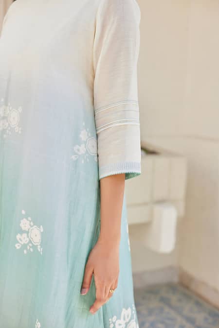 Vaayu White Cotton, Muslin Embroidery Round Neck Floral Print Ombre Kurta And Pant Set Online at Aza Fashions Vaayu_White Cotton, Muslin Embroidery Round Neck Floral Print Ombre Kurta And Pant Set _Online_at_Aza_Fashions