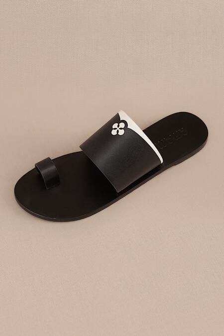 Buy Ampm Black Emira Kolhapuri Flats Online at Aza Fashions Buy_Ampm_Black Emira Kolhapuri Flats_Online_at_Aza_Fashions