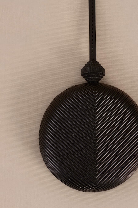 Buy_Ampm_Black Embroidery Aiza Circular Shape Sling Bag _Online_at_Aza_Fashions