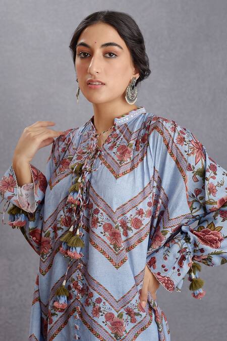 Buy_Torani_Blue Silk, Voile, Handwoven Samsara Taarifa Kurta And Pant Set _Online_at_Aza_Fashions