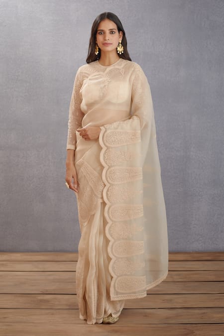 Torani White Butterfly Net Dori Work Round Mogra Geetika Blouse Online at Aza Fashions Torani_White Butterfly Net Dori Work Round Mogra Geetika Blouse_Online_at_Aza_Fashions