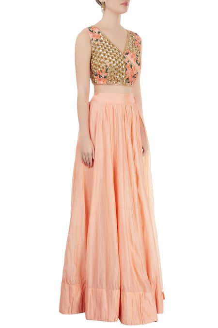 Neha Khullar_Peach Chanderi Silk Embroidered Floral V Neck Blouse Lehenga Set _Online_at_Aza_Fashions