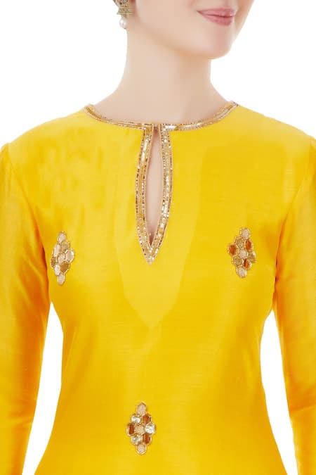 Neha Khullar_White Yellow And Embroidered Kurta Set _at_Aza_Fashions