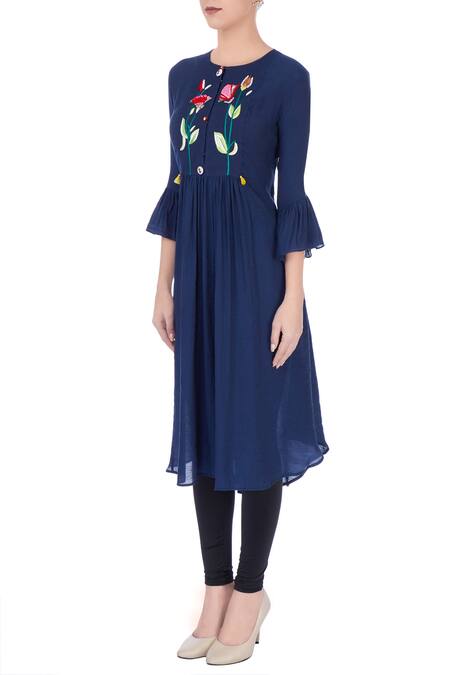 Buy Desert Shine By Sulochana Jangir Blue Embroidered Floral Round Neck Kurta Online at Aza Fashions Buy_Desert Shine By Sulochana Jangir_Blue Embroidered Floral Round Neck Kurta_Online_at_Aza_Fashions