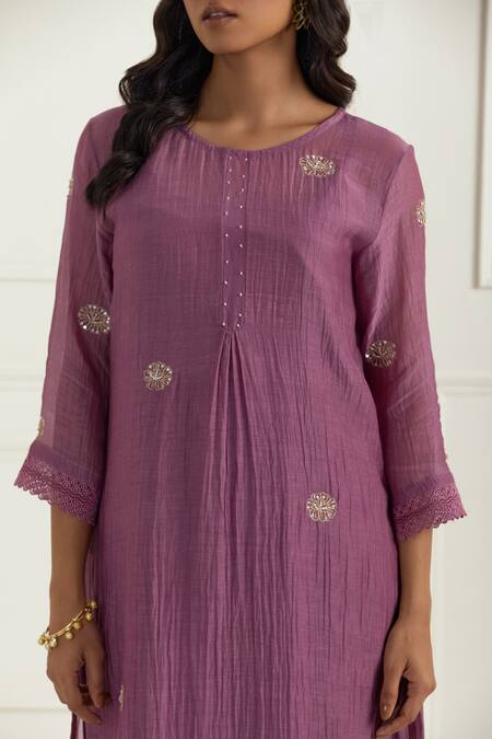 Buy_Ikshita Choudhary_Purple Chanderi Hand Embroidery Floral Bloom Motif Round Neck Kurta_Online_at_Aza_Fashions