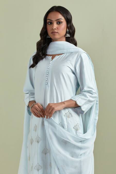 Priya Chaudhary Blue Chanderi Silk, Kota Doria Pearls, Cut Work Floral Embroidered Kurta Set at Aza Fashions Priya Chaudhary_Blue Chanderi Silk, Kota Doria Pearls, Cut Work Floral Embroidered Kurta Set _at_Aza_Fashions