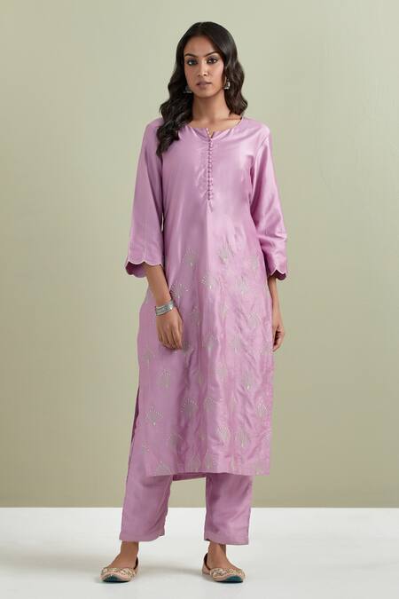 Priya Chaudhary Purple Chanderi Silk, Kota Doria Pearls, Floral Pattern Kurta Pant Set Online at Aza Fashions Priya Chaudhary_Purple Chanderi Silk, Kota Doria Pearls, Floral Pattern Kurta Pant Set _Online_at_Aza_Fashions