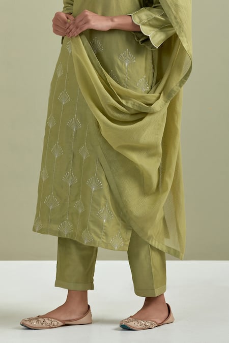 Shop_Priya Chaudhary_Green Chanderi Silk, Kota Doria Embroidery Split V-neck Kurta Pant Set _Online_at_Aza_Fashions