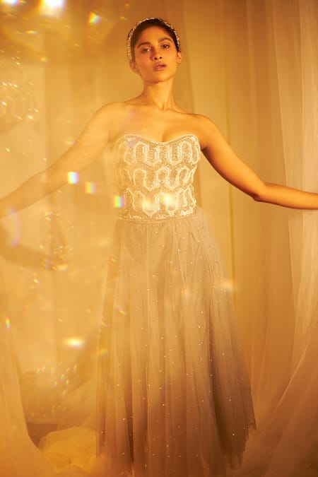 Buy Cherie D Grey Tulle Embroidery Sweetheart Neck Corset And Skirt Set Online at Aza Fashions Buy_Cherie D_Grey Tulle Embroidery Sweetheart Neck Corset And Skirt Set _Online_at_Aza_Fashions