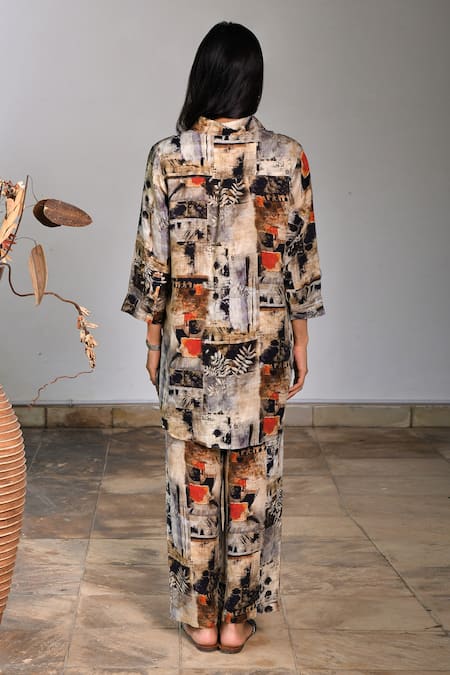 Shop_Linen Bloom_Black Pure Linen Collared Neck Collage Print Tunic _at_Aza_Fashions