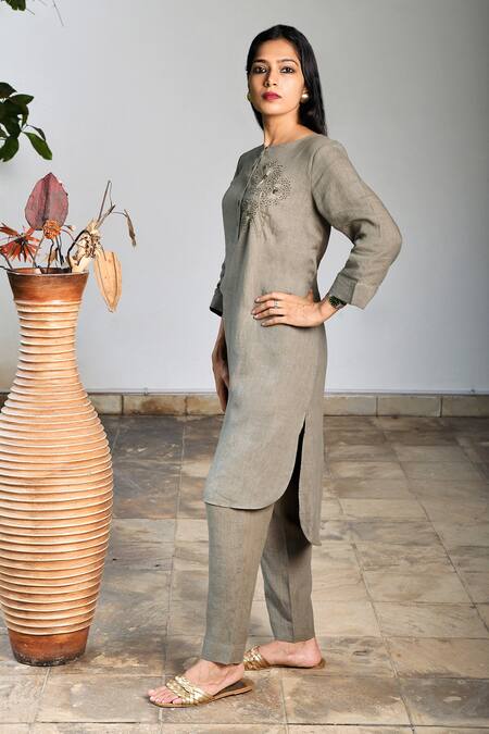 Linen Bloom_Grey Pure Linen Embroidery Round Tunic _Online_at_Aza_Fashions