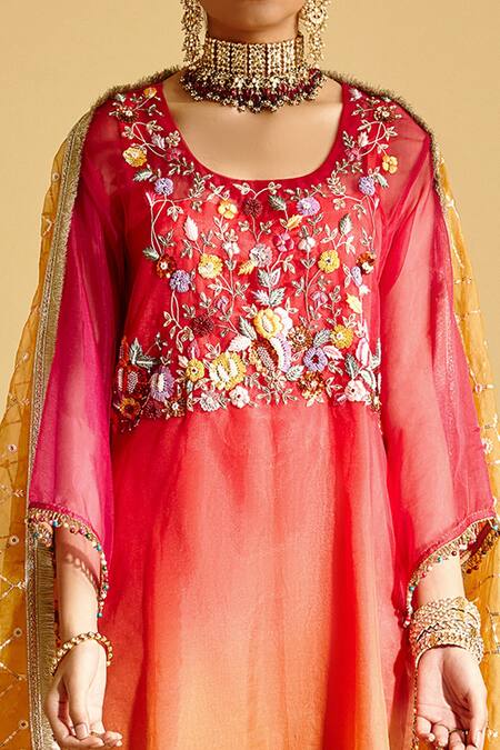 LAHARIO Pink Organza Pearl, Sequin, Thread Embroidery Scoop Neck Kurta Set at Aza Fashions LAHARIO_Pink Organza Pearl, Sequin, Thread Embroidery Scoop Neck Kurta Set _at_Aza_Fashions