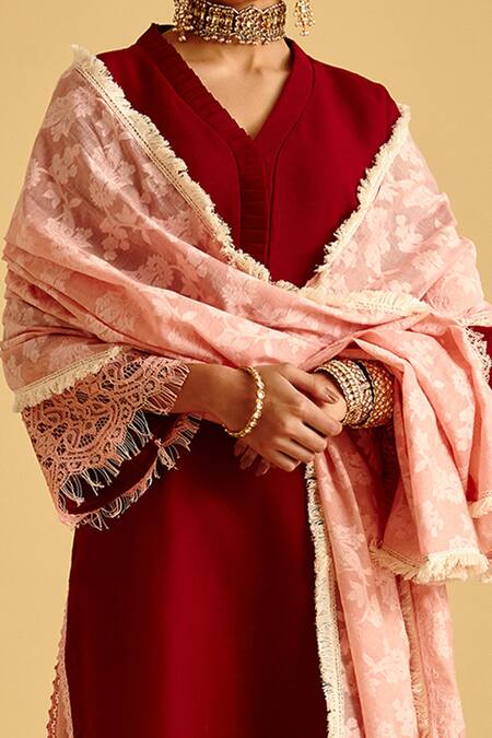 Shop LAHARIO Maroon Dupatta Chanderi Self, Kurta Linen Jute, Salwar Pant Cotton Work Set Online at Aza Fashions Shop_LAHARIO_Maroon Dupatta Chanderi Self, Kurta Linen Jute, Salwar Pant Cotton Work Set _Online_at_Aza_Fashions