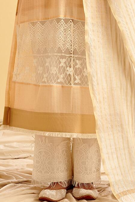 Shop_LAHARIO_Peach Dupatta Organza, Kurta Chanderi Silk, Salwar Pant Cotton Lace Work Set _Online_at_Aza_Fashions