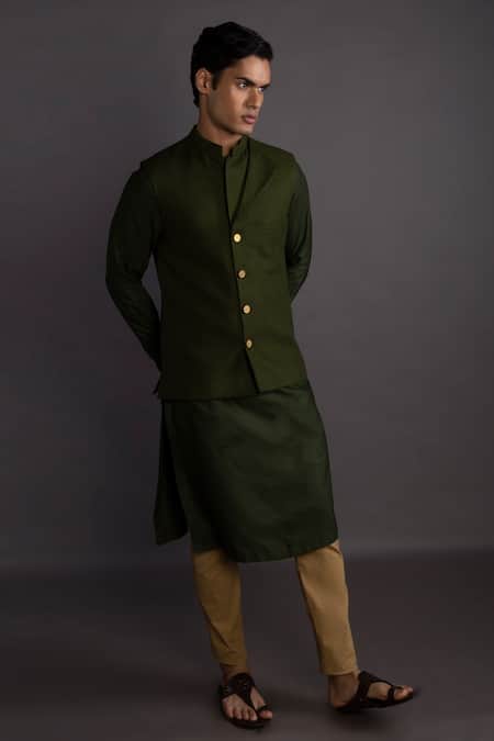 Gram Of Ink_Green Bundi  Matka Silk Flap Collar And Kurta Set_Online_at_Aza_Fashions