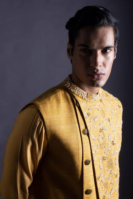 Gram Of Ink_Yellow Bundi - Tgn Silk Embroidery Thread Floral And Kurta Set_at_Aza_Fashions