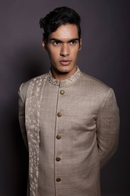 Gram Of Ink_Beige Jacket And Pant- Matka & Kurta - Katan Collar Panelled Set_at_Aza_Fashions