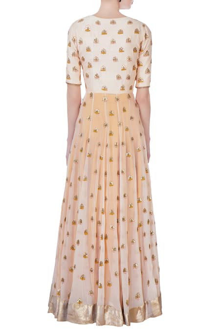 Priyanka Jain Yellow embroidered kurta lehenga set 