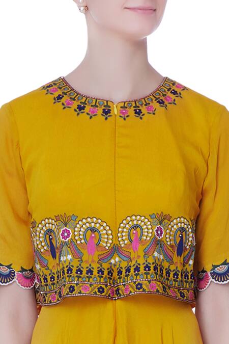 Desert Shine By Sulochana Jangir_Yellow Embroidered Cape Kurta_at_Aza_Fashions