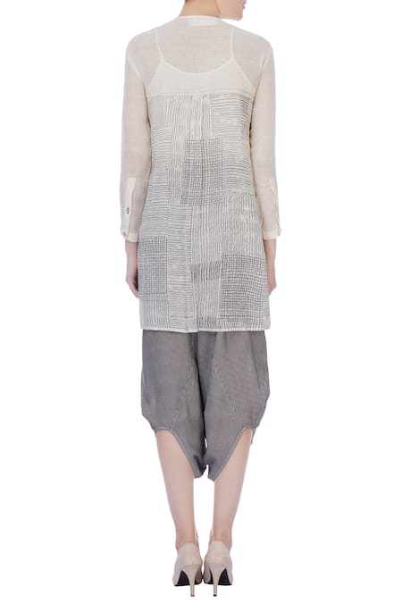 Urvashi Kaur Solid Shirt & Striped Dhoti Pant Set 