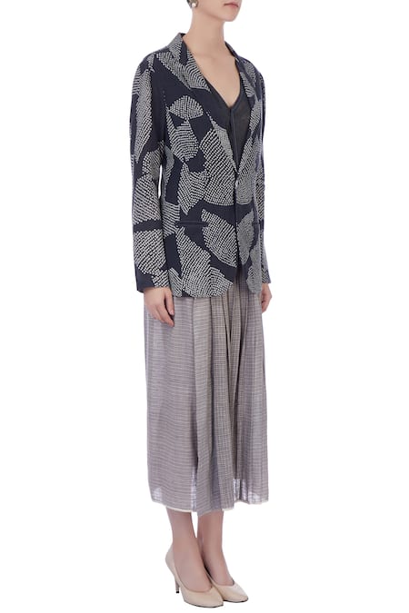 Urvashi Kaur_Grey Shibori Tie-dye Notched Collar Handwoven Cotton Jacket And Skirt Set _Online_at_Aza_Fashions