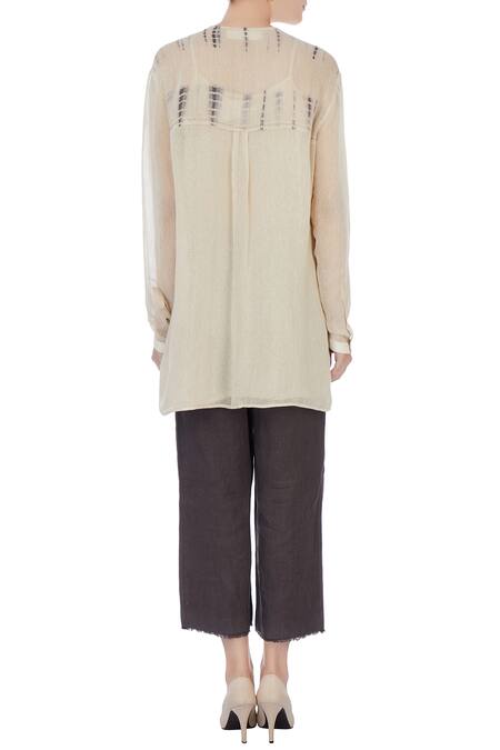Urvashi Kaur Asymmetric Tunic & Textured Pant Set 