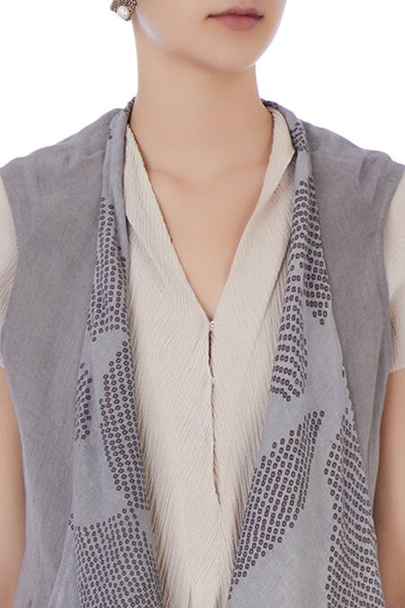 Urvashi Kaur_Grey Organic Handwoven Cotton Shibori Tie Dye Jacket _at_Aza_Fashions