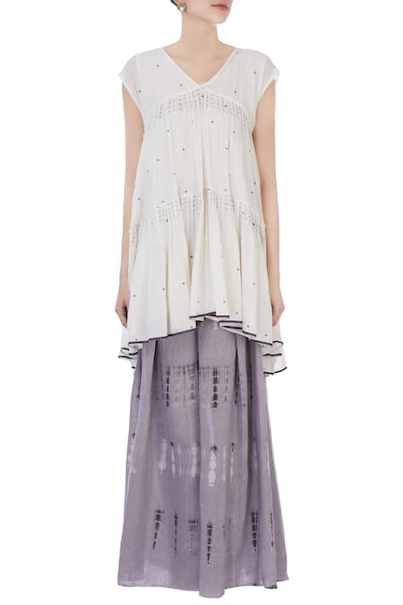 Shop_Urvashi Kaur_Grey Cotton Voile V Neck Pleated Blouse _Online_at_Aza_Fashions