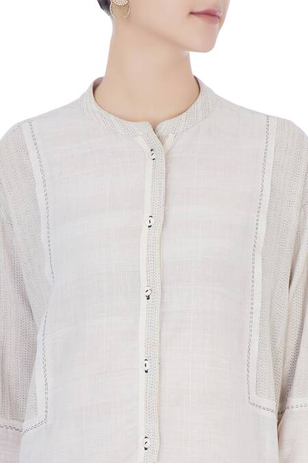 Urvashi Kaur Grey Organic Handwoven Cotton Stitch Mandarin Collar Dress at Aza Fashions Urvashi Kaur_Grey Organic Handwoven Cotton Stitch Mandarin Collar Dress _at_Aza_Fashions