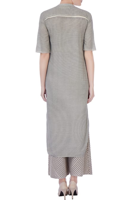 Urvashi Kaur Grey & white stripe cotton kurta & pants 