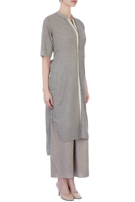 Urvashi Kaur_Grey And White Stripe Cotton Kurta & Pants _Online_at_Aza_Fashions