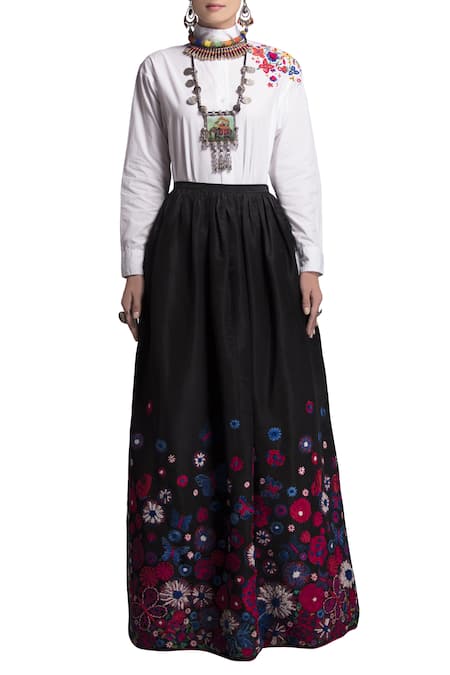 Payal Jain Black Tafetta High Cotton Embroidered Skirt Set