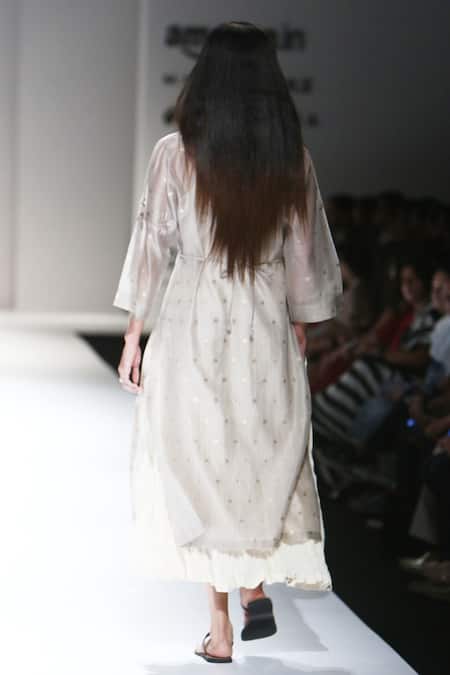 Prama By Pratima Pandey Chanderi Hand Woven Embroidered Kurta 