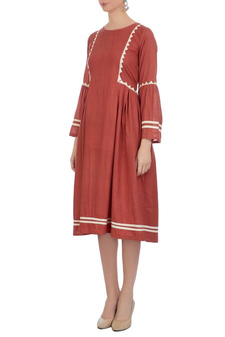 Buy Chambray & CO. Coral Round Applique Linen Dress Online at Aza Fashions Buy_Chambray & CO._Coral Round Applique Linen Dress_Online_at_Aza_Fashions