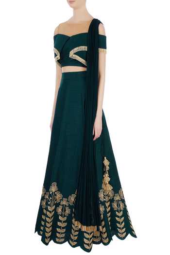 Buy_Shruti Ranka_Green Raw Silk Embroidered Boat Neck Lehenga Set_Online_at_Aza_Fashions