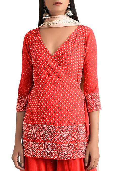 Madzin_Red V Neck Embroidered Kurta Gharara Set_Online_at_Aza_Fashions